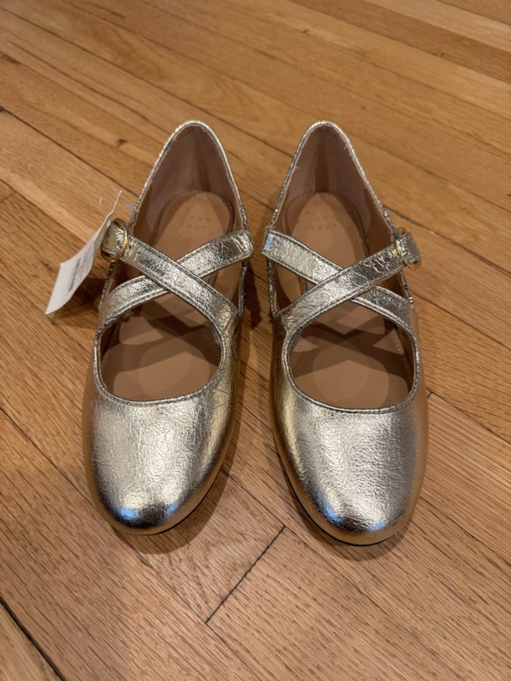A NEW DAY Women’s Metallic Gold Mary Jane Flats with Crisscross Straps NWT